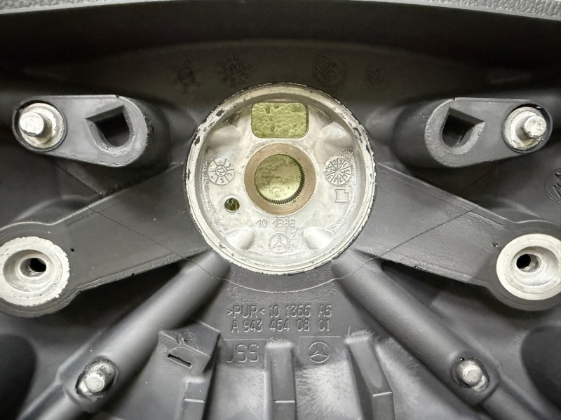 Колесо рулевое (без крышки) / Mercedes-Benz A9434640801 